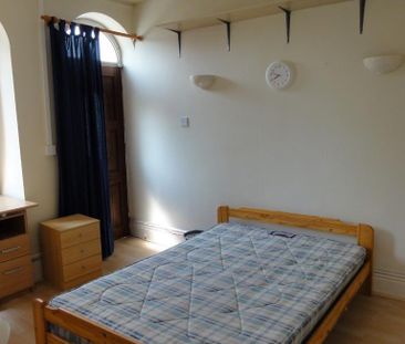 4 bedroom house to rent - Photo 3