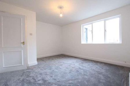 Montpellier Villas, Cheltenham, GL50 - Photo 2