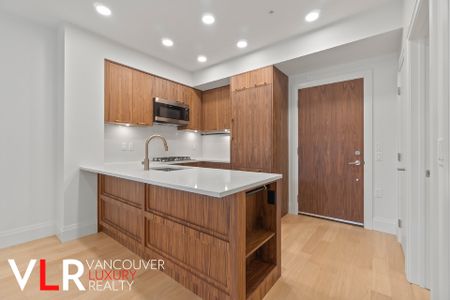 Condo in Vancouver East Side, BC - Photo 5