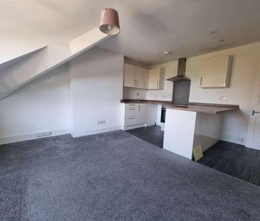 Radnor Park Road, Folkestone, CT19 - Photo 2