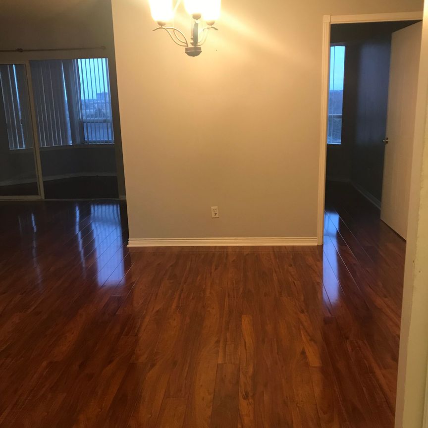 For Lease - 135 Hillcrest Avenue Unit# 910, Mississauga, Ontario - Photo 1