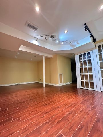 For Lease - 238 Royal Salisbury Way, Brampton, Ontario - Photo 4