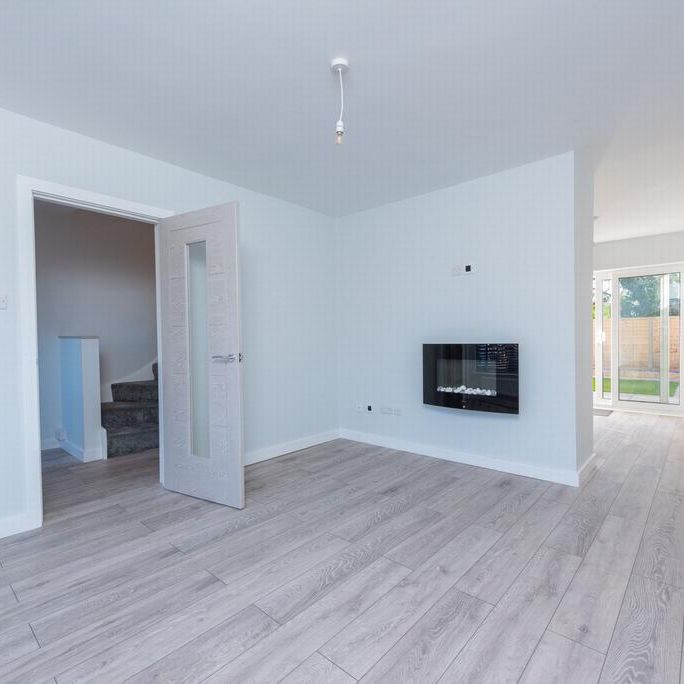 3 bedroom terraced house to rent - Photo 1