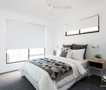 Beautiful 4 Bedroom Townhouse - Photo 5