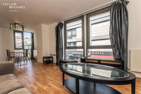 2 bedroom flat to rent - Photo 5