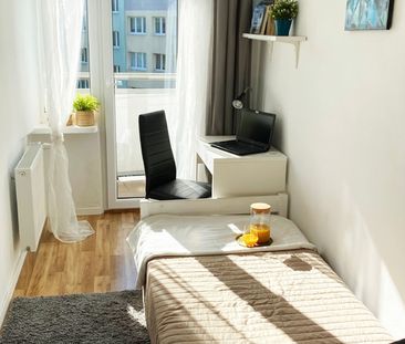 Pokój 1-osobowy z balkonem nr 3 ul. Piastowska 84 - Photo 1