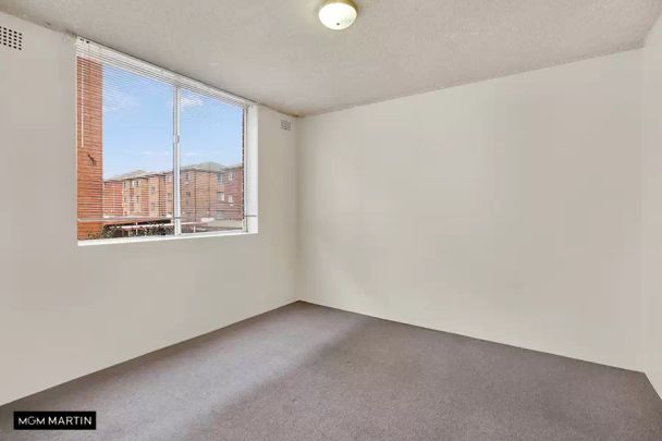 MGM MARTIN - SPACIOUS 1-BEDROOM APARTMENT IN PRIME LOCATION - Photo 1