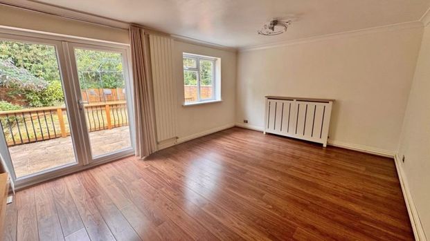 Fern Grove, Cherry Willingham, Lincoln, LN3 4BG - Photo 1