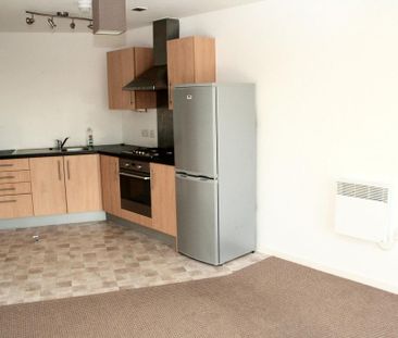 2 bedroom flat to rent - Photo 4
