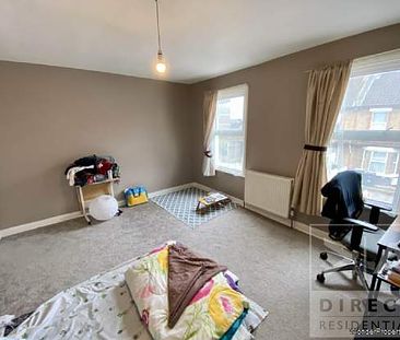 2 bedroom property to rent in Croydon - Photo 2