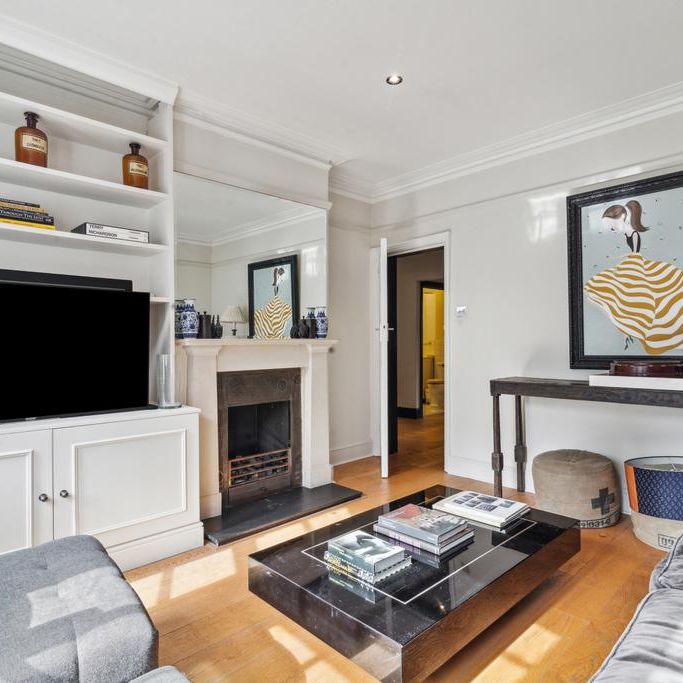 3 bedroom flat to rent - Photo 1