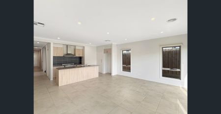 🏡 4-Bedroom House in Eynesbury - Photo 5