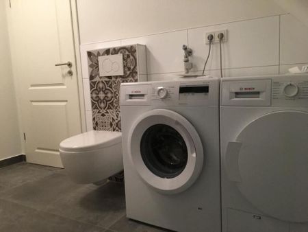 möbliertes Zimmer in toller 5er WG - Photo 5