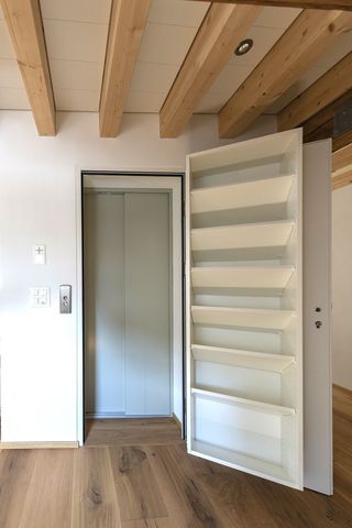 Grosse, moderne Dachwohnung mit direktem Liftzugang - Photo 5
