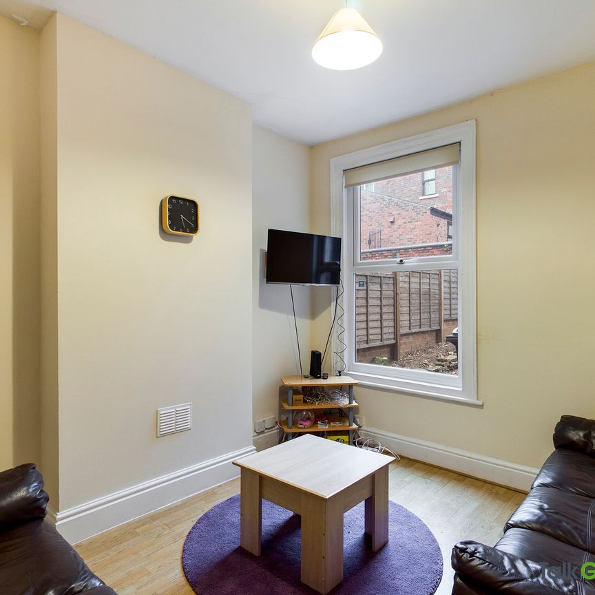 5 Albert Grove, NG7 1PB, NOTTINGHAM - Photo 1