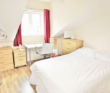 8 bedroom terraced house to rent - Photo 6