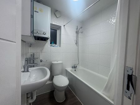 2 Bed Terraced House, Antill Road, N15 - Photo 3