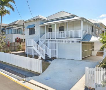 Beautiful 4 Bedroom Queenslander! - Photo 1