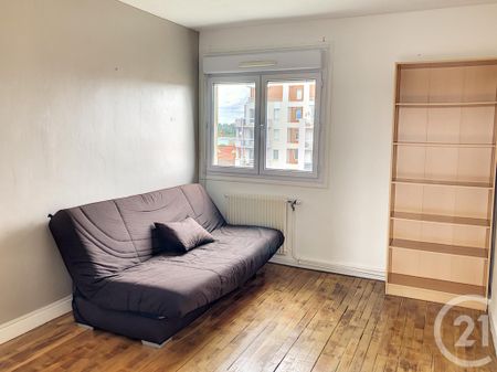 Location Appartement 4 pièces 67m² TROYES 10000 - Photo 2