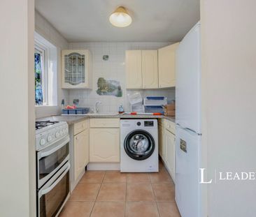 2 bedroom maisonette to rent Coachmaker Court, Neath Hill, Milton K... - Photo 5