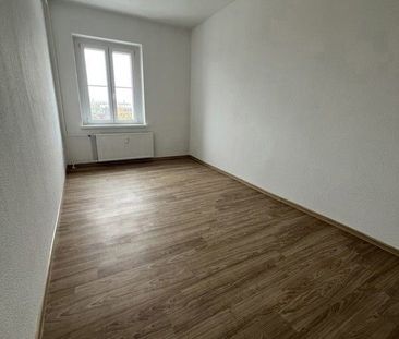 Großzügige 3-Raum-Wohnung mit Balkon in Stadtlage! - Photo 1