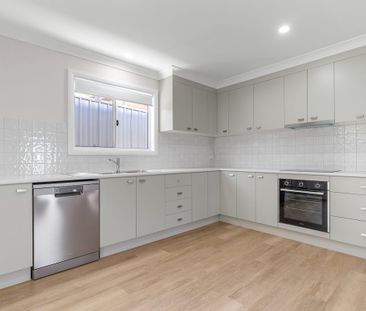 Low-Maintenance Living in a Convenient Location - Photo 6