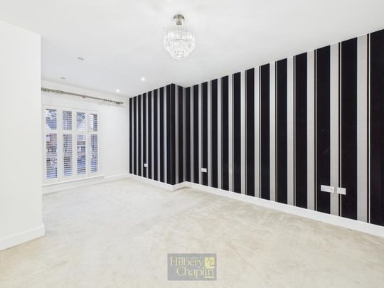 4 bedroom detached house to rent - Photo 1