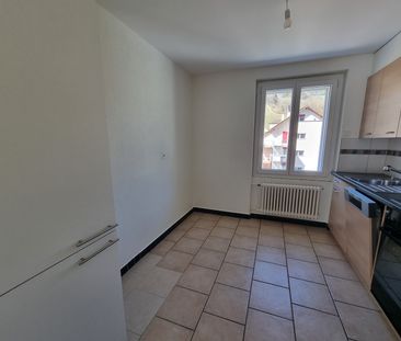 Appartement de 4 pièces avec grand balcon partiellement rénové au 2... - Photo 2