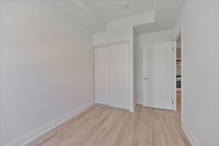 For Lease - 3250 Carding Mill Trail Unit# 324, Oakville, Ontario - Photo 5