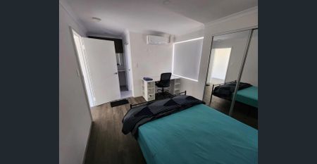 Private & Comfortable Living in Upper Swan - Photo 2