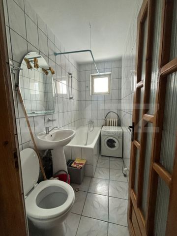 Apartament cu 2 camere, 50 mp, zona Decebal - Fotografie 5