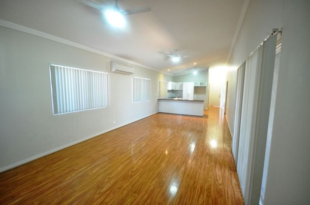 AS NEAT AS A PIN - Modern 2013 Build 3x2 - Photo 1