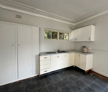 FORMER OFFICE USE - Photo 5