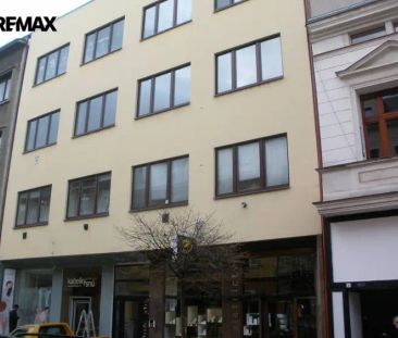 Exkluzivní pronájem zrekonstruovaného bytu 2+1 v centru Pardubic - Photo 3