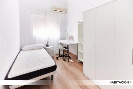 Calle Juan de Ledesma, Sevilla, Andalusia 41006 - Photo 4