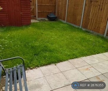 4 bedroom terraced house to rent - Photo 5