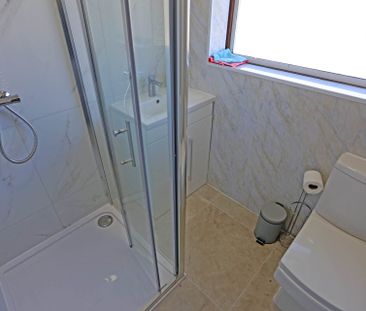 Price £2,200 pcm - Available Now - Part Furnished - Photo 5