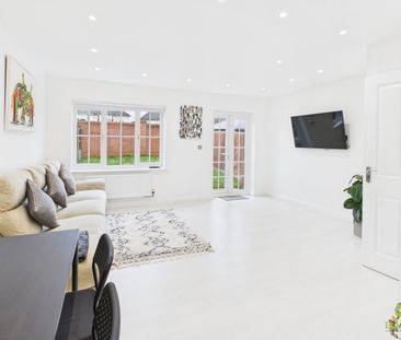 3 Bedroom - Photo 6