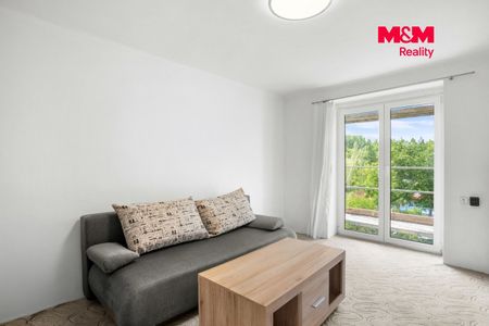 Pronájem, Byt 2+1, 48 m², Kladno, Helsinská - Photo 2