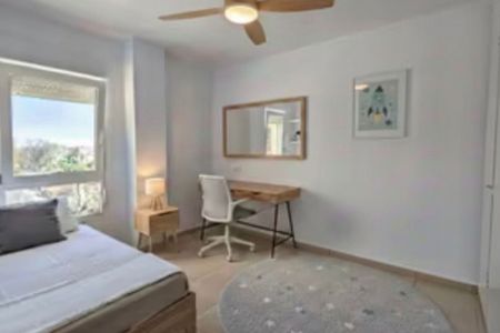 2 Bedroom Apartment For Rent in La Campana, Málaga - Photo 5