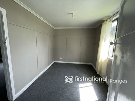 Charming weatherboard Farmhouse - Photo 2