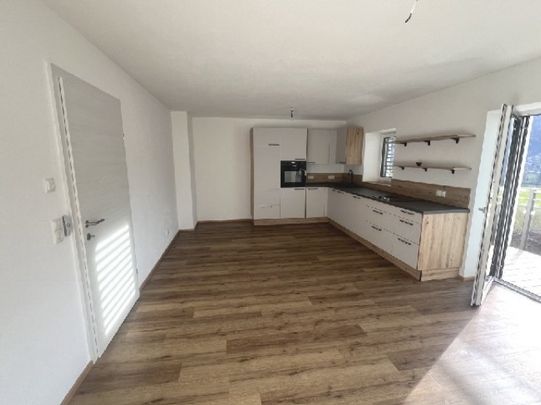 Moderne Wohnung mit eigenem Zugang - Foto 1