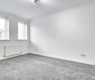 3 bedroom apartment to rent - Photo 6