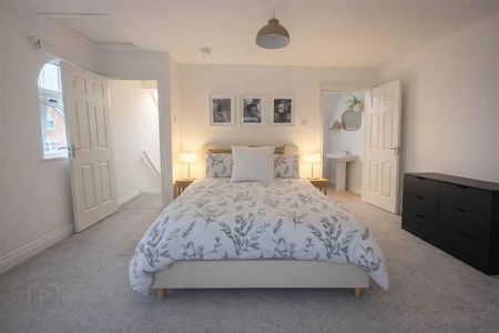 2 Barnetts Lodge, Barnetts Road, Belfast, BT5 7FS - Photo 3