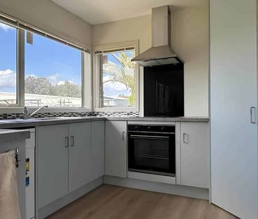 New new 2 bedroom, 2 bathroom property - Photo 4