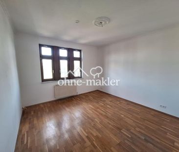 Großzügige, helle 5-Zimmer-Dachgeschosswohnung im Altbau – ruhige L... - Photo 1