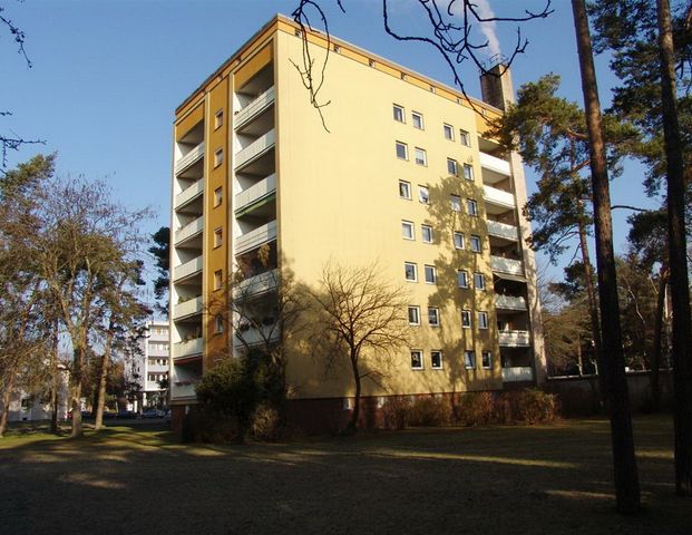 Modernisierte 4-Zimmer-Wohnung in Erlangen Sebaldussiedlung - Photo 1