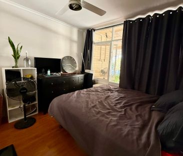 Para Hills - Photo 3