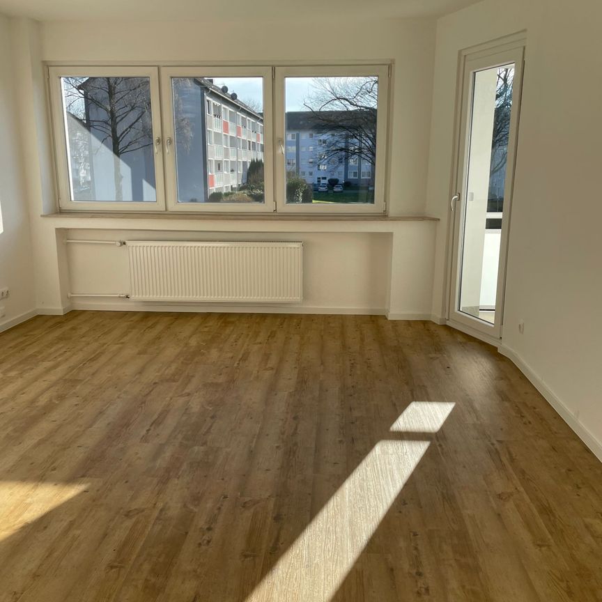 Tolle 2-Zi.-Wohnung mit Balkon und eigenem Gartenanteil in bester Lage auf der Margarethenhöhe! *** - Foto 1