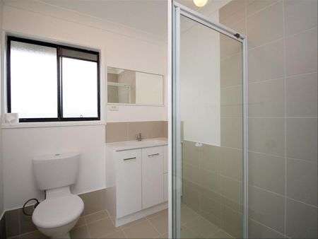 Modern Townhouse In Secure Complex - Photo 3